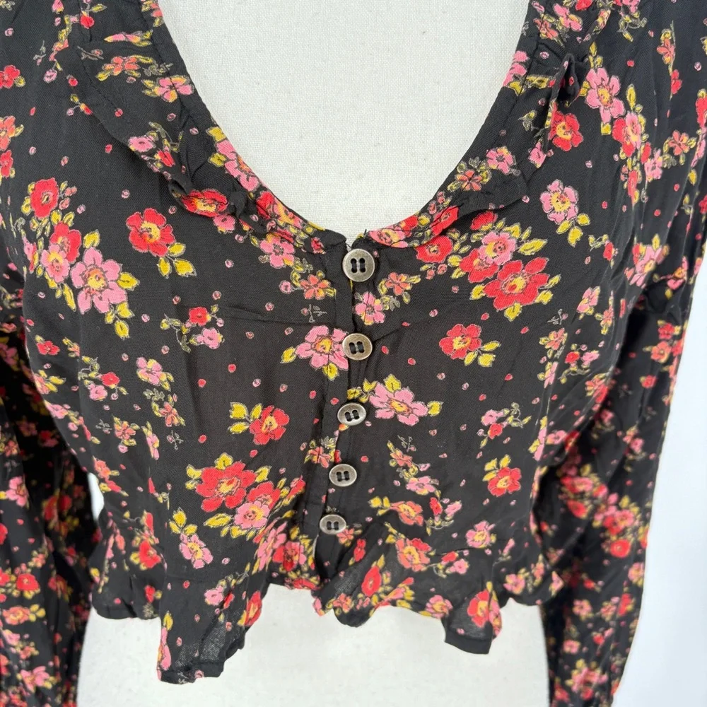 Free People Womans Secret Garden Blouse Crop Top Size S Red‎ Floral Print Casual